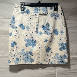 Women’s Dalia Sport Blue And White Floral Skirt Size 6